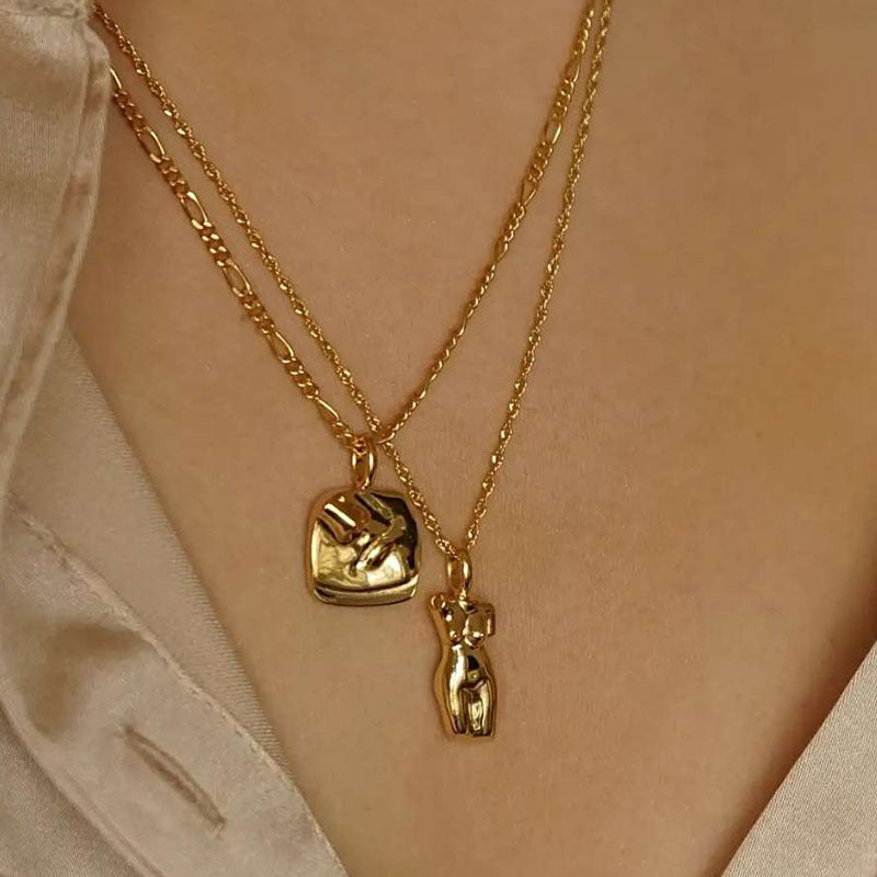 Face Necklace 18ct Gold