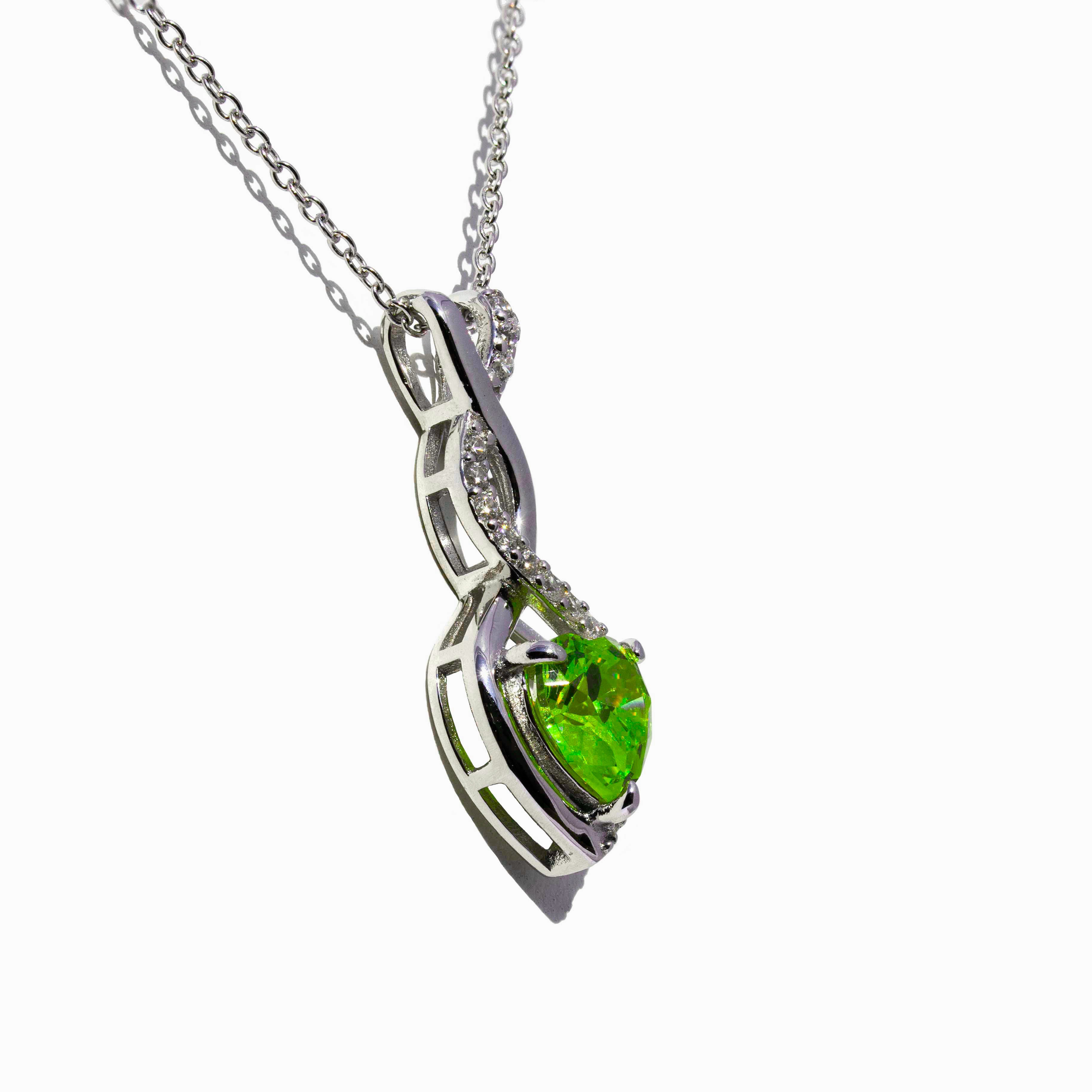 Green Apple Infinity Heart Pendant With Diamonds for Women's Online